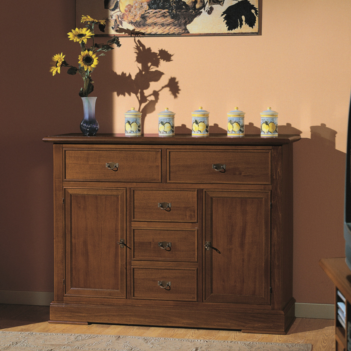 Credenza classica in legno tipo arte povera due porte noce