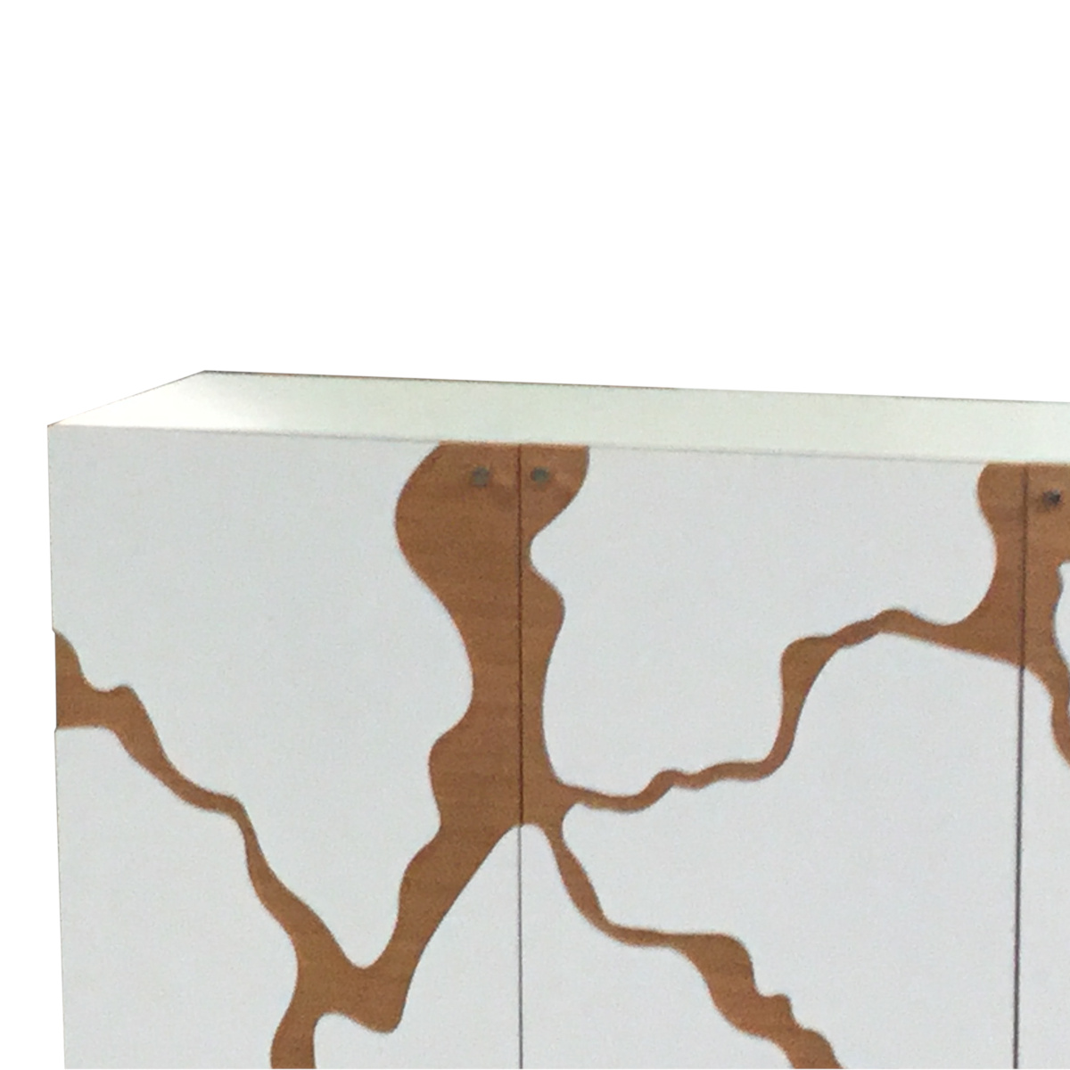 Credenza moderna tre porte laccato bianco e naturale
