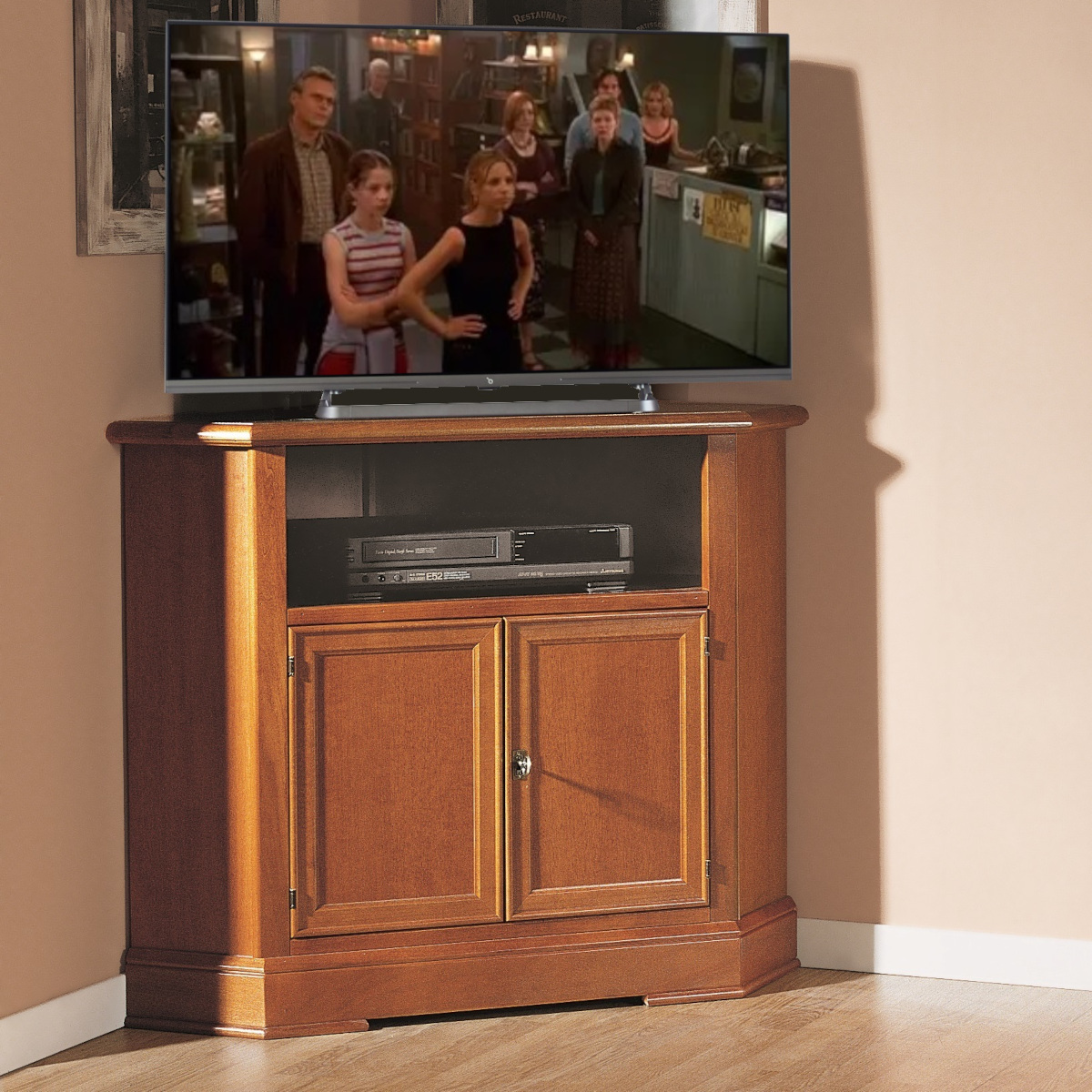 Mobile porta tv ad angolo arte povera due porte ciliegio